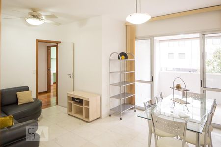 Sala de apartamento para alugar com 3 quartos, 82m² em Savassi, Belo Horizonte