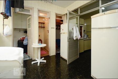 Apartamento à venda com 222m², 4 quartos e 2 vagasÁrea de Serviço