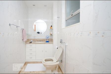 Apartamento à venda com 222m², 4 quartos e 2 vagasBanheiro da Suíte