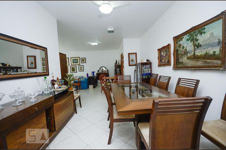 Apartamento à venda com 222m², 4 quartos e 2 vagasSala