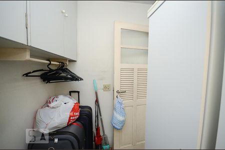 Apartamento à venda com 222m², 4 quartos e 2 vagasQuarto de Serviço 1