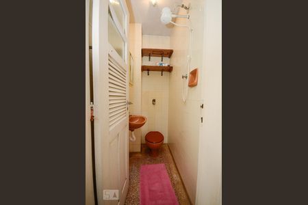 Apartamento à venda com 222m², 4 quartos e 2 vagasBanheiro de Serviço