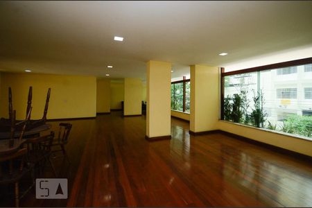 Apartamento à venda com 222m², 4 quartos e 2 vagasÁrea comum - Salão de festas