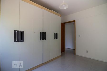 Dormitório de apartamento à venda com 2 quartos, 55m² em Tristeza, Porto Alegre