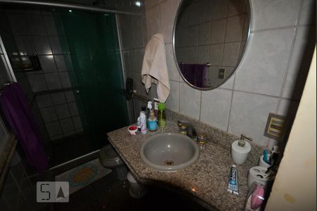 Apartamento à venda com 330m², 4 quartos e 4 vagasBanheiro da Suíte 2
