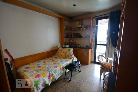 Apartamento à venda com 330m², 4 quartos e 4 vagasSuíte 2