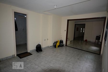 Apartamento à venda com 330m², 4 quartos e 4 vagasSalão de Festas