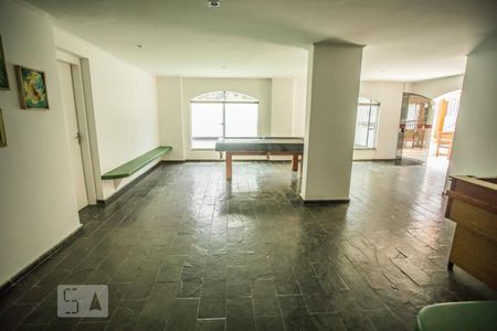 Apartamento à venda com 100m², 3 quartos e 1 vagaÁrea comum - Salão de Jogos