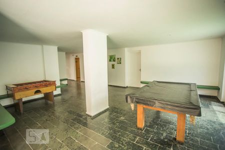 Apartamento à venda com 100m², 3 quartos e 1 vagaÁrea comum - Salão de Jogos