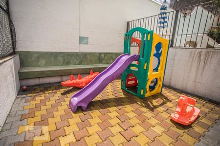 Apartamento à venda com 100m², 3 quartos e 1 vagaÁrea Comum - Playground