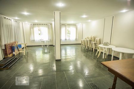 Apartamento à venda com 100m², 3 quartos e 1 vagaÁrea comum - Salão de festas