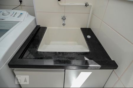 Apartamento à venda com 56m², 3 quartos e 1 vagaÁrea de Serviço