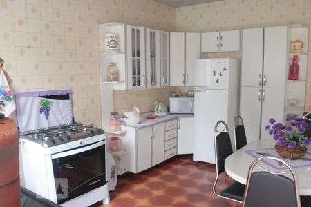 Casa à venda com 289m², 2 quartos e 5 vagasCozinha