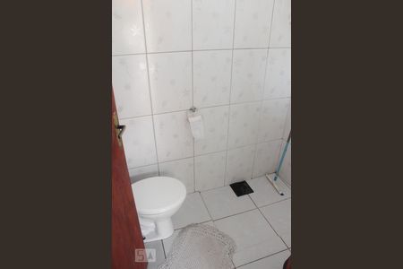 Casa à venda com 289m², 2 quartos e 5 vagasBanheiro