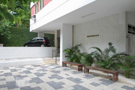 Apartamento para alugar com 100m², 2 quartos e 1 vagaEntrada do Prédio