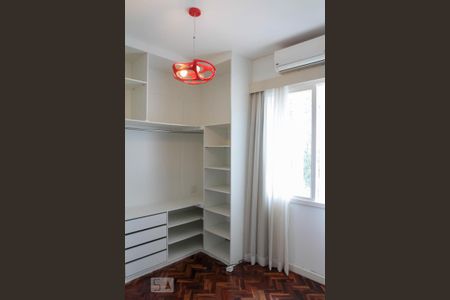 Apartamento para alugar com 100m², 2 quartos e 1 vagaCloset do Quarto - Suíte