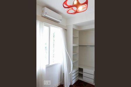 Apartamento para alugar com 100m², 2 quartos e 1 vagaCloset do Quarto - Suíte