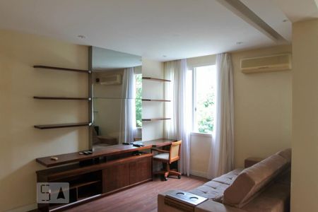 Sala de apartamento para alugar com 2 quartos, 100m² em Gávea, Rio de Janeiro