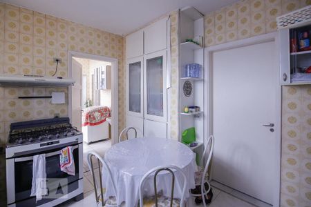 Apartamento à venda com 117m², 2 quartos e 1 vagaCozinha