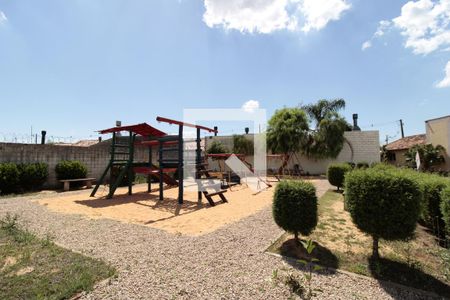 Casa de condomínio à venda com 100m², 2 quartos e 2 vagasÁrea comum - Playground