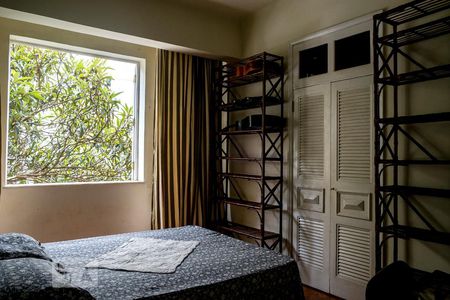 Apartamento à venda com 180m², 4 quartos e 1 vagaQuarto 2