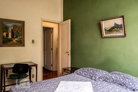 Apartamento à venda com 180m², 4 quartos e 1 vagaQuarto 2