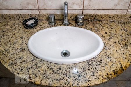 Apartamento à venda com 180m², 4 quartos e 1 vagaBanheiro do Corredor - Pia