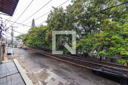 Casa para alugar com 300m², 2 quartos e 2 vagas Casa para alugar com 300m², 2 quartos e 2 vagasVista da Rua