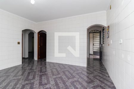 Casa para alugar com 300m², 2 quartos e 2 vagas Casa para alugar com 300m², 2 quartos e 2 vagasCozinha