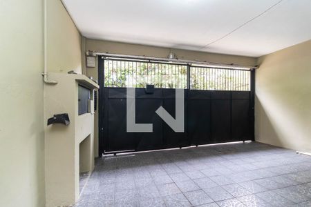 Casa para alugar com 300m², 2 quartos e 2 vagas Casa para alugar com 300m², 2 quartos e 2 vagasGaragem