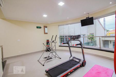 Casa à venda com 600m², 4 quartos e 5 vagas Casa à venda com 600m², 4 quartos e 5 vagasAcademia