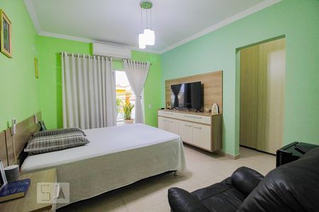 Casa à venda com 600m², 4 quartos e 5 vagas Casa à venda com 600m², 4 quartos e 5 vagasQuarto 1