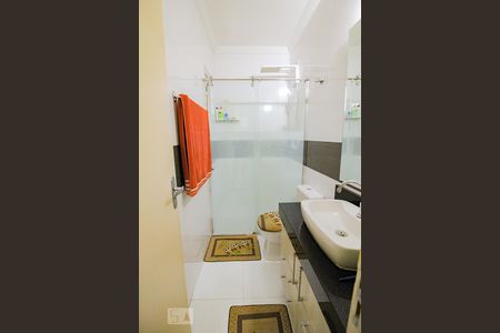 Casa à venda com 600m², 4 quartos e 5 vagas Casa à venda com 600m², 4 quartos e 5 vagassuite Quarto 1