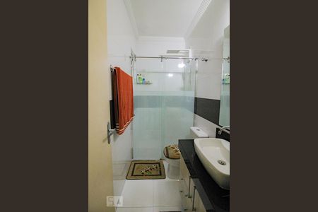 Casa à venda com 600m², 4 quartos e 5 vagas Casa à venda com 600m², 4 quartos e 5 vagasSuite Quarto 1