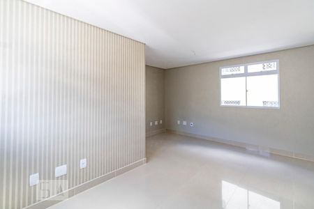 Sala de apartamento para alugar com 3 quartos, 78m² em Santa Efigênia, Belo Horizonte