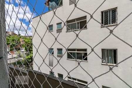 Sala de apartamento para alugar com 3 quartos, 78m² em Santa Efigênia, Belo Horizonte