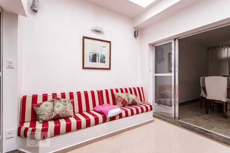 Sala de casa à venda com 4 quartos, 212m² em Planalto Paulista, São Paulo