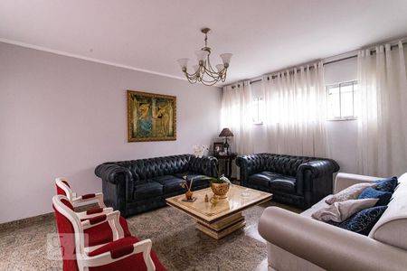 Sala de casa à venda com 4 quartos, 212m² em Planalto Paulista, São Paulo