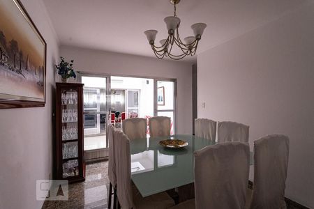 Sala de casa à venda com 4 quartos, 212m² em Planalto Paulista, São Paulo