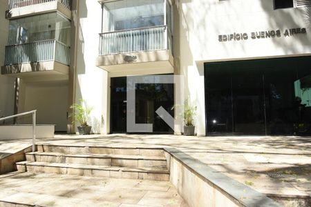 Apartamento à venda com 80m², 2 quartos e 2 vagasFachada