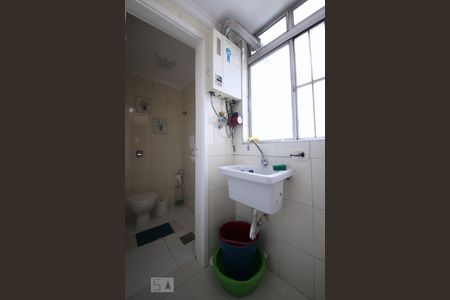 Apartamento à venda com 80m², 2 quartos e 2 vagasÁrea de Serviço