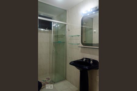 Banheiro de apartamento para alugar com 2 quartos, 82m² em Centro, São Paulo