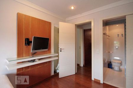Apartamento à venda com 185m², 3 quartos e 3 vagasSuíte 3