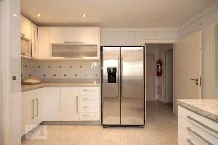Apartamento à venda com 185m², 3 quartos e 3 vagasCozinha