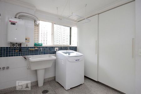 Apartamento à venda com 185m², 3 quartos e 3 vagasÁrea de Serviço