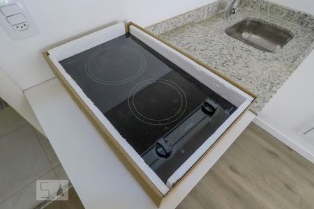 Cozinha de kitnet/studio para alugar com 1 quarto, 28m² em Aclimação, São Paulo