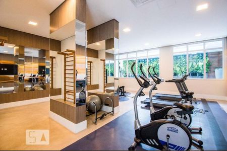 Studio para alugar com 28m², 1 quarto e 1 vaga Studio para alugar com 28m², 1 quarto e 1 vagaÁrea comum - Academia