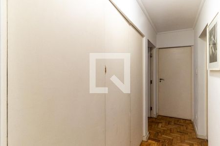Apartamento à venda com 254m², 4 quartos e 2 vagasCorredor