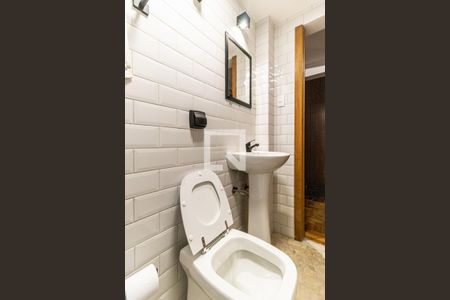 Apartamento à venda com 254m², 4 quartos e 2 vagasBanheiro da Suíte 1