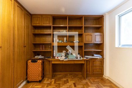 Apartamento à venda com 254m², 4 quartos e 2 vagasSuíte 1